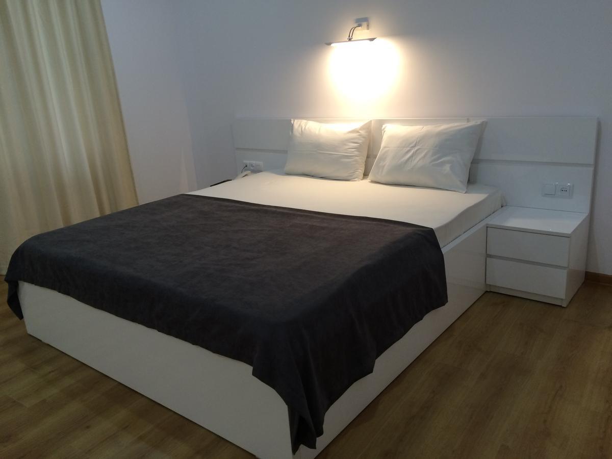 Hotel Marseille Batumi Esterno foto