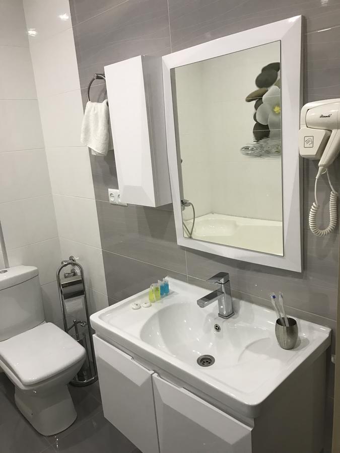 Hotel Marseille Batumi Esterno foto