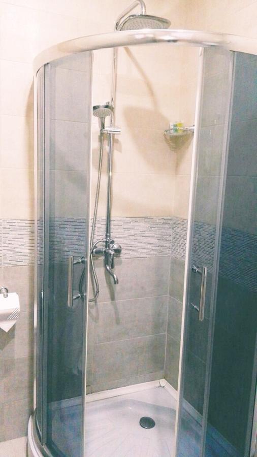 Hotel Marseille Batumi Esterno foto